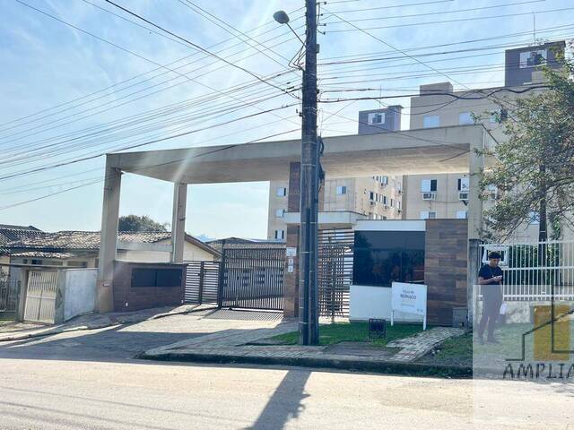 #79 - Apartamento para Venda em Criciúma - SC - 2