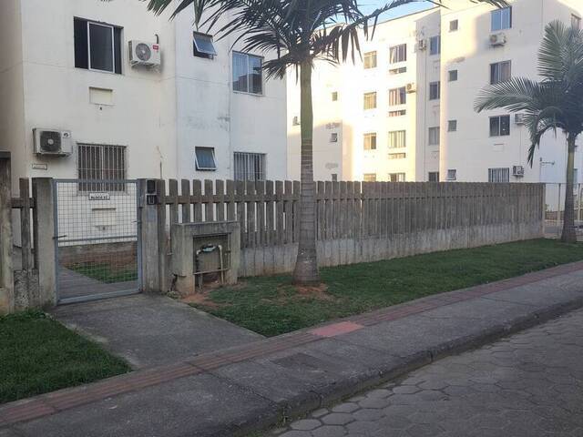 #93 - Apartamento para Venda em Criciúma - SC - 2