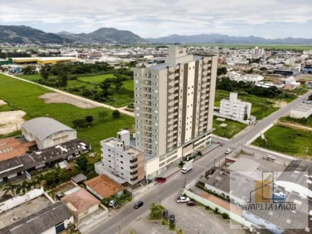#100 - Apartamento para Venda em Tubarão - SC - 1