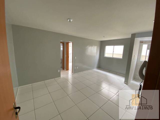 #111 - Apartamento para Venda em Criciúma - SC - 1