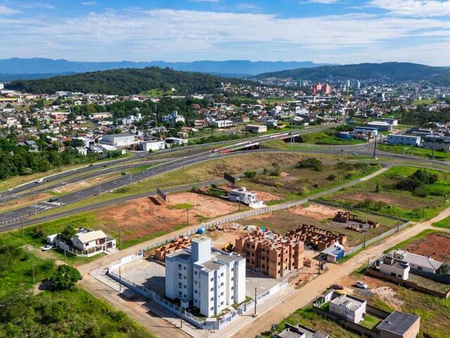 Apartamento para Venda em Criciúma - 5