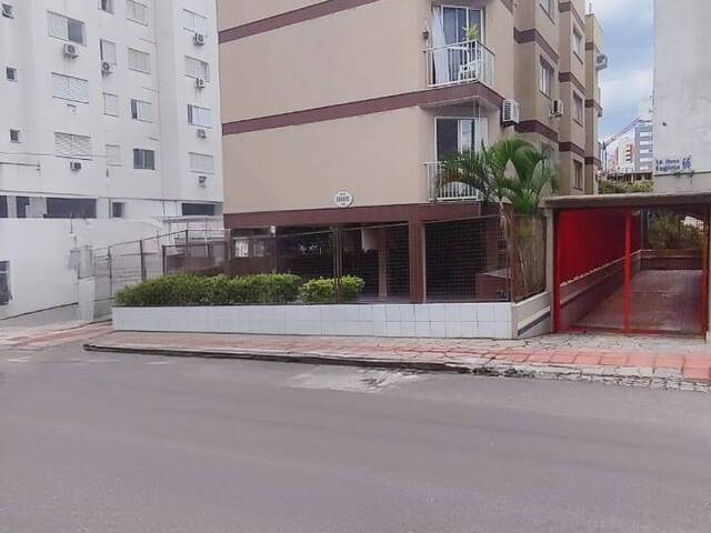 #117 - Apartamento para Venda em Criciúma - SC - 1