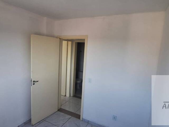 Apartamento para Venda em Criciúma - 5